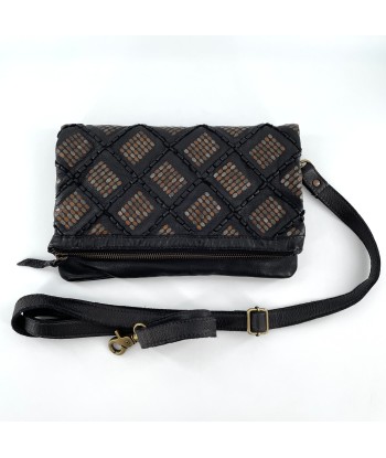 Pochette Bandoulière Zippée Cloutée Cuir Noir acheter