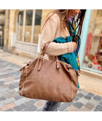 Sac PLAZA en Cuir Perforé Latte ou a consommer sur place