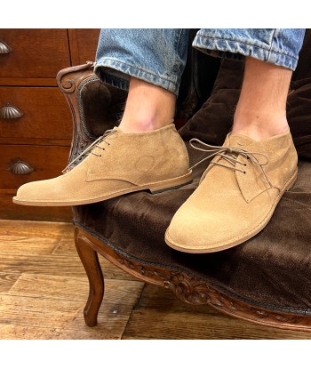 Chaussure Lacets Semi-Montante en Daim Beige chez Cornerstreet bien 