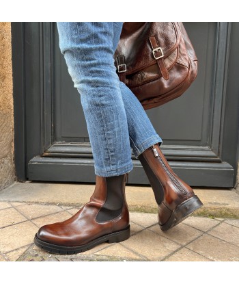 Boots Semelle Crantée Zippé Arrière en Cuir Cognac solde