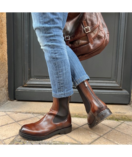 Boots Semelle Crantée Zippé Arrière en Cuir Cognac solde